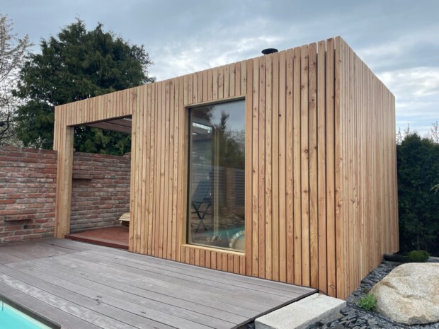 Moderní venkovní sauna